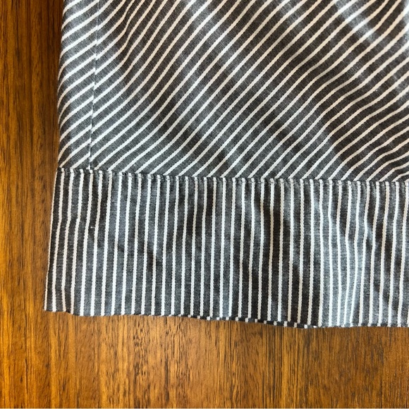 Final Touch Grey & White Stripe Mini Skirt Small WITH POCKETS! - Picture 3 of 8
